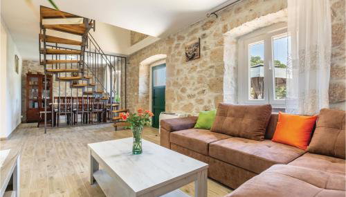 Awesome Home In Ploce With Jacuzzi - Foto 3