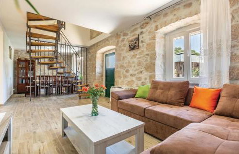 Awesome Home In Ploce With Jacuzzi - Foto 3