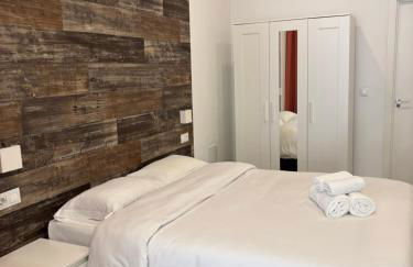 HERMOSO PISO a 3 min de la ESTACION DE BUS Y TREN AVE - Photo 42