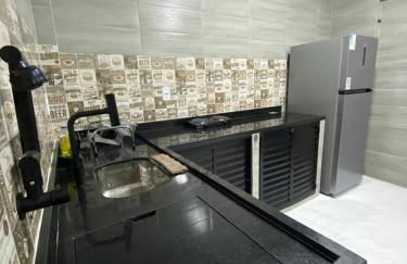 Sua Estadia Angra - Casa de 2 Quartos no Centro de Angra - Foto 1