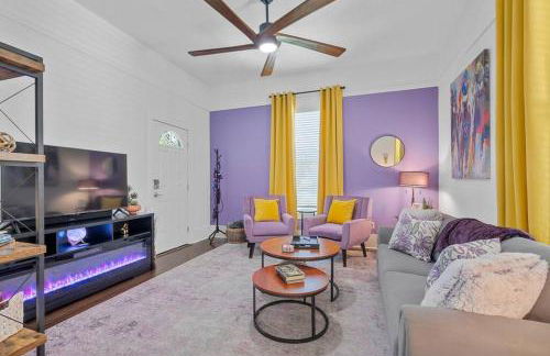 Vineyard Cottage-Pet Friendly & Walk to Oaklawn! - Foto 6