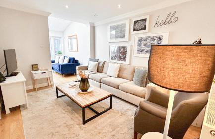 Lovely 4-Bedroom Kilburn Flat with Garden and Parking near Hampstead Heath, Abbey Road by Staylio London - Foto 2