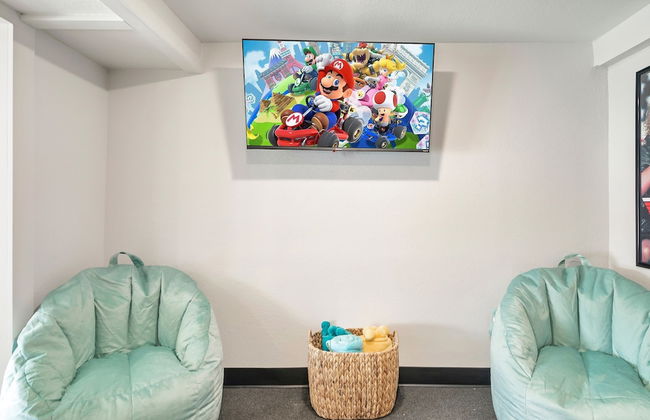 Luxury Lakehouse - Photo 29