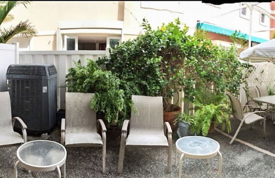 A Dream Condo With Private Pool At 7 Seas Beach - Photo 12