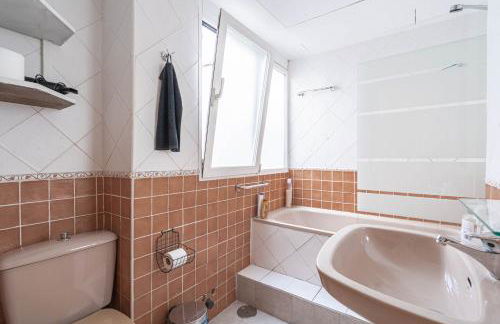 Terraza, luminoso y bien situado - Photo 4