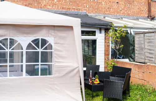 Open Mind Property - HotTUB, 4 Beds & 2 Free Parking - Foto 41