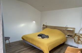 Appartement dans maison d'architecte avec terrasse - Photo 5