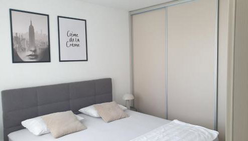 Horizont Apartment Split - Foto 1, wardrobe