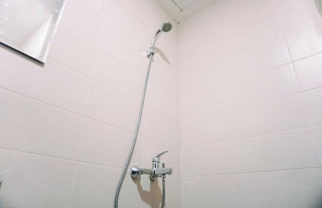 Comfort And Homey 2Br Belmont Residence Puri Apartment - Foto 15