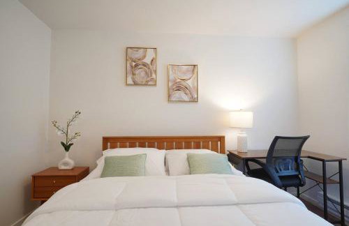 1King1Queen w/SmartTV, Wifi & FullyStocked Kitchen - Photo 19