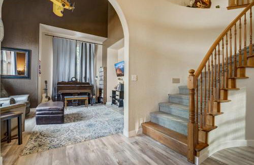 Monument Gym Trails & Lake Dog Friendly Hot Tub - Foto 12