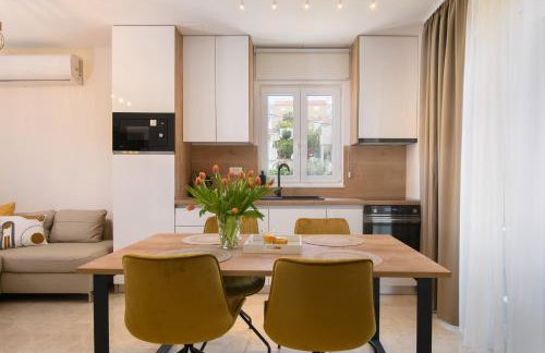 Villa Barbara & Zoran with free parking and heated swimming pool - Photo 74