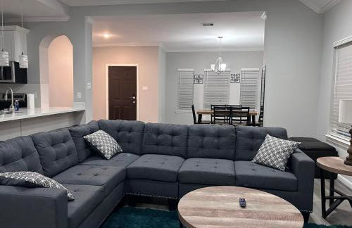 Stunning 3BR Home Near Downtown Houston - Sleeps 8 - Foto 6