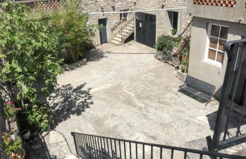 Maison accueillante à Orgnac-l'Aven avec piscine partagée - Foto 22