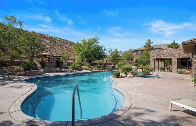 Vintage Desert 5 BDR w/ Resort Amenities - Foto 38