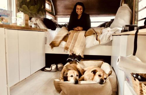 Romantic Glamping Getaway in a Pet Friendly Caravan, Ideal to Explore Hudson Valley - Foto 10