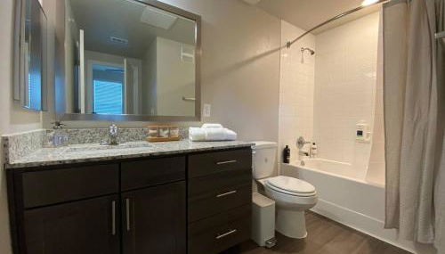 Spring Modern 2 king bed Long-term Condo - Foto 5