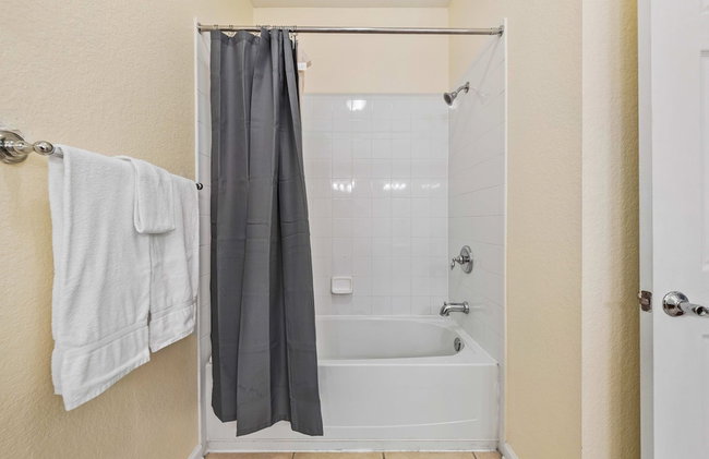Spacious Vista Cay Condo, Close to Conv. Center - Foto 35