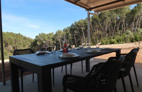 Robinson olive tree huts - Photo 54