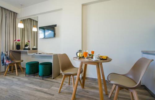 Incognito Creta Luxury Suites and More - Photo 56