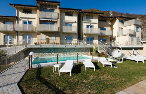 Apartment Lights on the Lake Zweizimmerwohnung mit Terrasse und Pool by Interhome - Photo 17