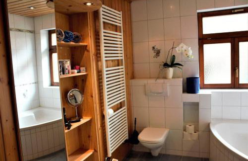 Große Ferienwohnung in altem Gutshaus - Foto 6