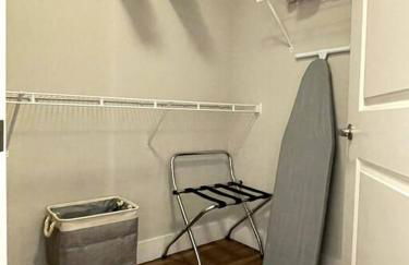 Cozy 2 Bedroom 2 Bathroom Condo with Pool, Gym, Spa - Foto 24