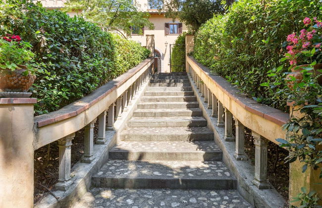 Empoli Villa With Private Pool - Photo 31