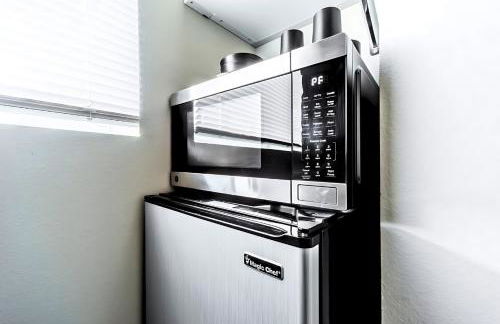 Cozy Micro Suite Unit 8 Sleeps 2 Minutes to Downtown - Foto 9