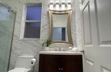 Paradise Heated Pool Home Near IMG and Siesta Key Beach - Photo 22