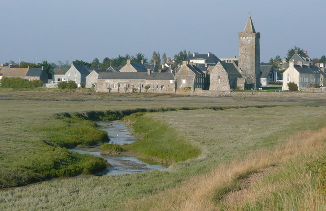 Charming Holiday Home With Garden in the Cotentin - Foto 23