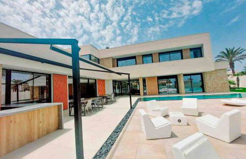 Inmovecos Villa Gawy 2 de Lujo con piscina privada - Foto 27