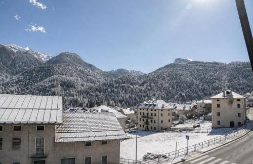 Dolomites Mountain Residence - Cozy Alpine Chalets with Private Parking - Foto 45