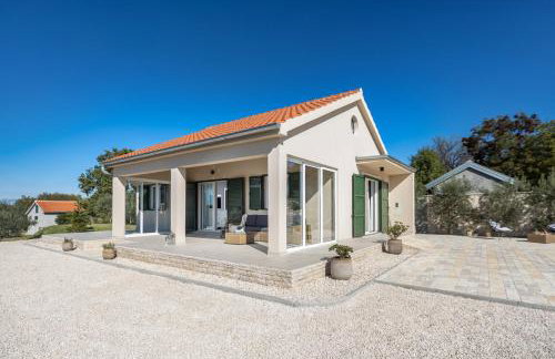 Villa Oliveto with pool - Photo 3