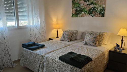 La Torre Golf 3-bed Villa- Pool, Hot Tub & Terrace - Foto 3