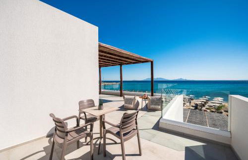 NOA BEACHFRONT SUITES - Foto 4