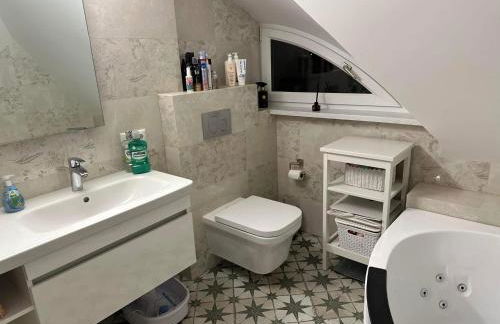 Luxury-Wellnessresidence- Altes Kapitänshaus - Photo 2