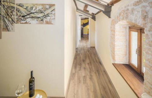 Cozy Home In Peresiji - Foto 26