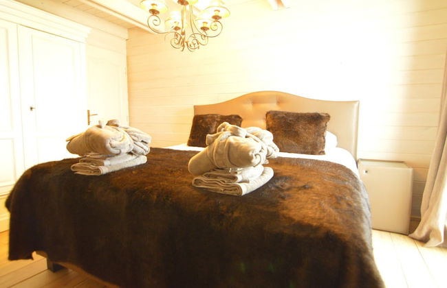 Luxurious Villa with Sauna, Hot Tub, Recreation Room, Large Enclosed Garden - Foto 7