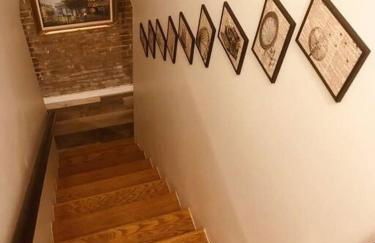 1850s historic Row House 7min train to NYC with private backyard - Foto 60