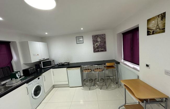 Separate One Bedroom Large Apartment in Slough - Foto 8