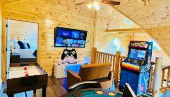 New! Indoor Pool/PS 5/Hot tub/Parkway - Foto 5