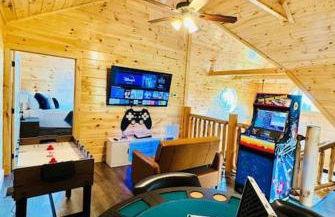 New! Indoor Pool/PS 5/Hot tub/Parkway - Foto 5