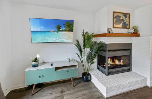 Hot Tub, Putting Green + Bikes! - Photo 13