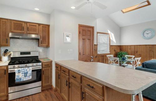 Gorgeous Beach House 2 blocks to the beach, Boardwalk, and amazing Restaurants - Foto 5