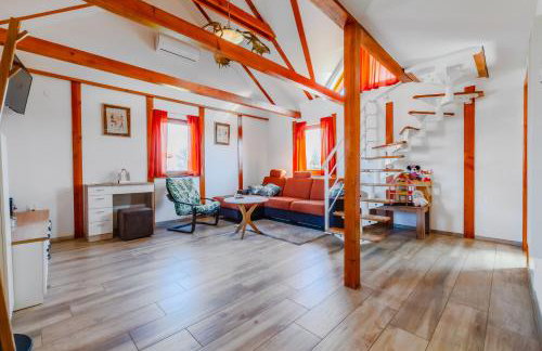 Timber Cottage With Pool - Happy Rentals - Foto 14