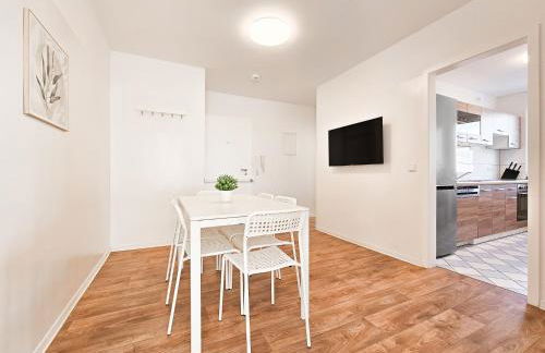 Tolstov Apartments - 1 or 3 Room Apartments with Balcony - 20 Min Messe DUS & Airport DUS - Foto 36