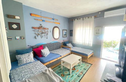 Small house at seafront - Photo 3