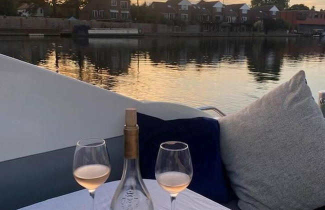 Romantic 3beds Yacht Escape on Thames - Photo 7