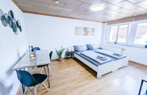 ALFA Stuttgart 3 Zimmer 6 Betten Apartment Zuffenhausen Porsche Bosch BZ WLAN EBK WM - Foto 8